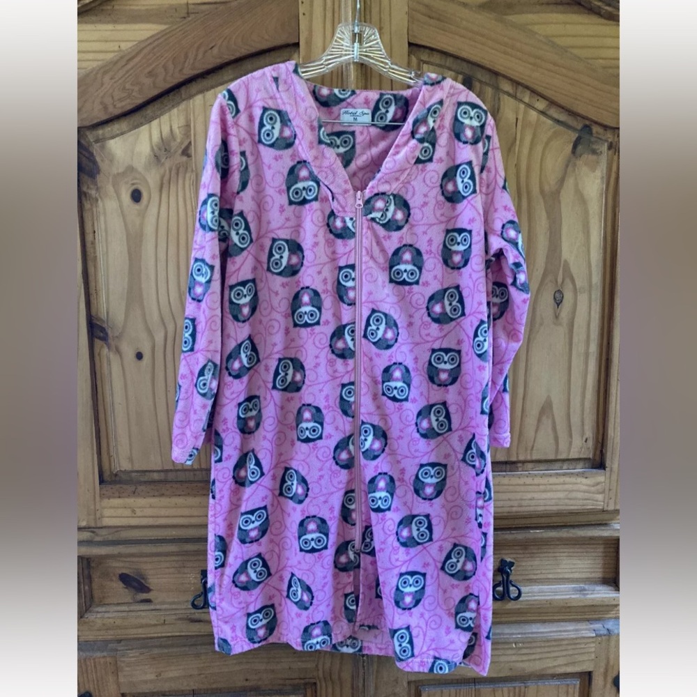 Women Hotel Spa pink gray owl print sleeve soft fleece robe size M